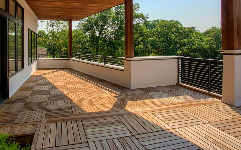 Balcony Flooring Options | Porcelain Pavers and Interlocking Deck Tiles